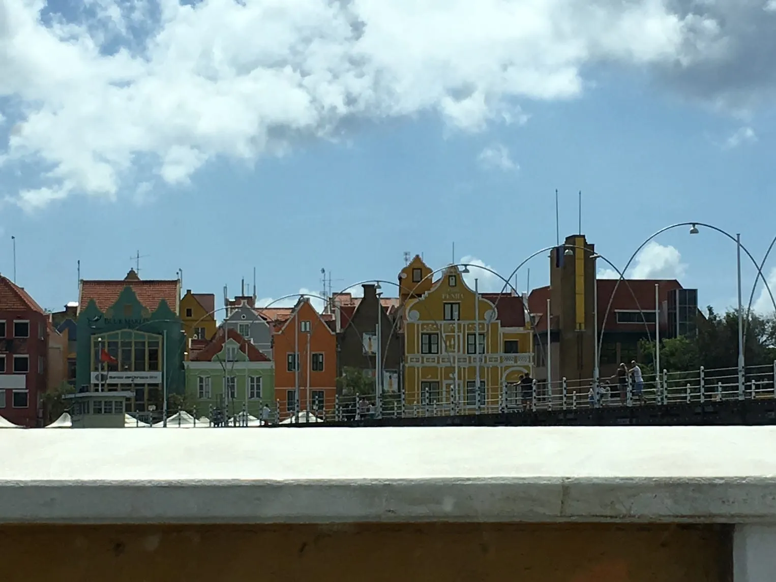 Vista costera de Curazao, en el Caribe.